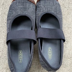 Womens Keen Mary Jane Grey size 6.5